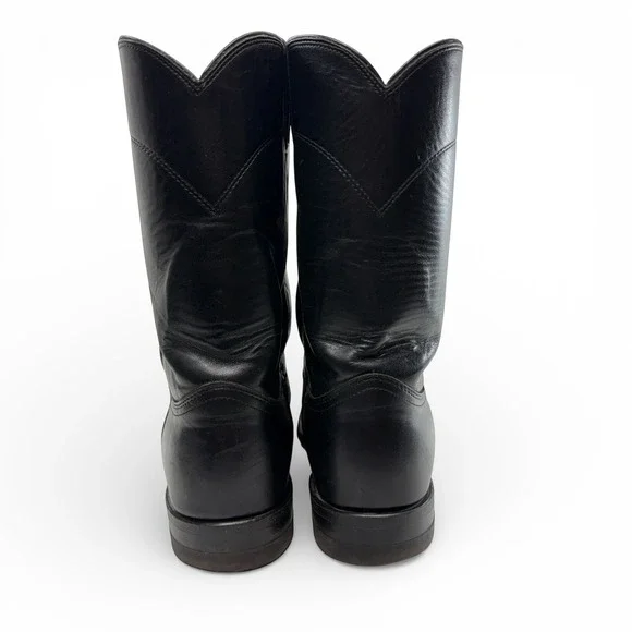 Shoes - Picture 5 of 10